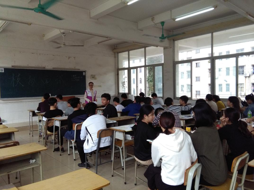 【红山家综】向职场出发 ———文船技校模拟面试活动