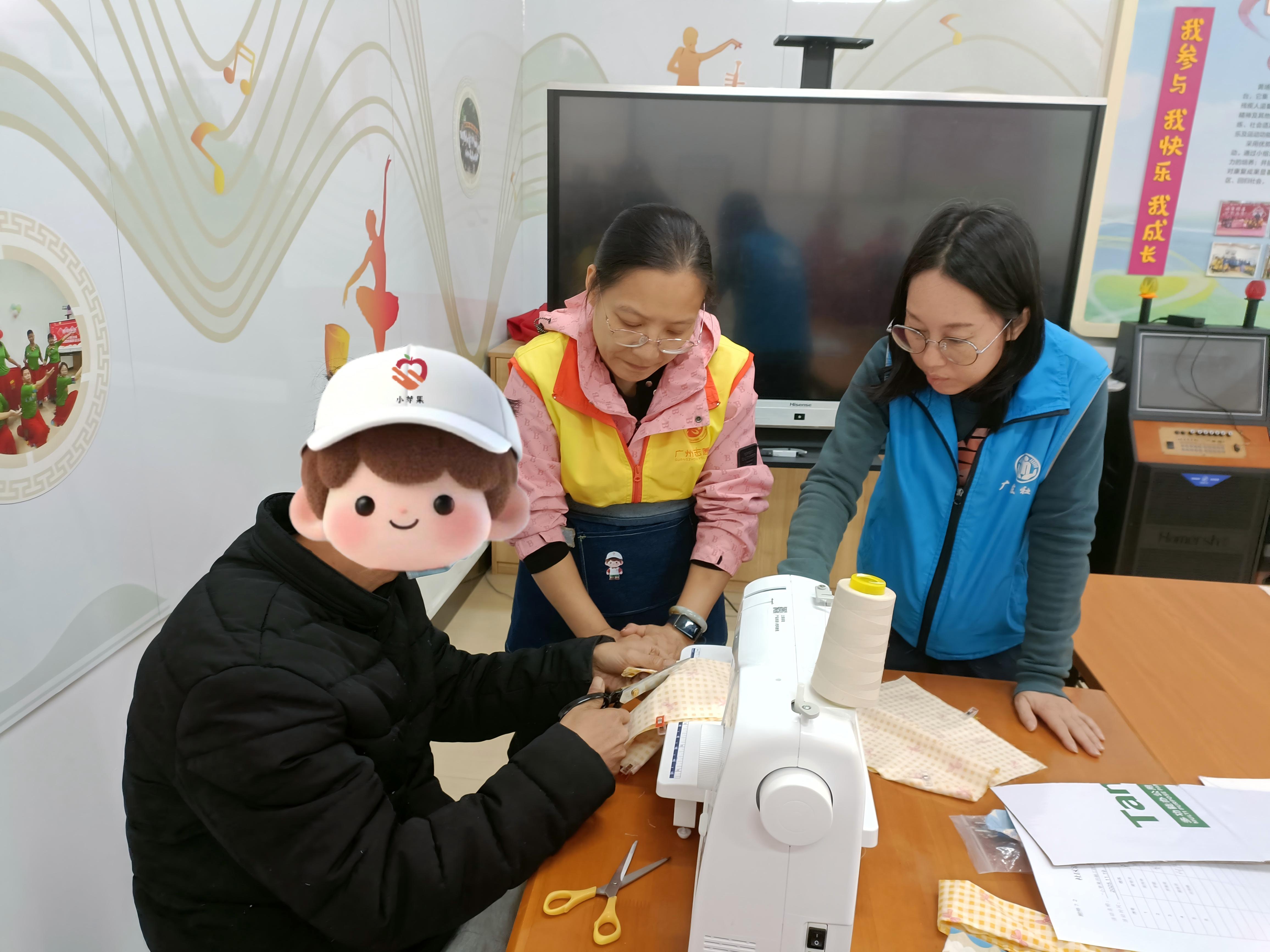 【“小苹果”项目】一针一线织就成长,“小苹果”们的“指尖成长记”